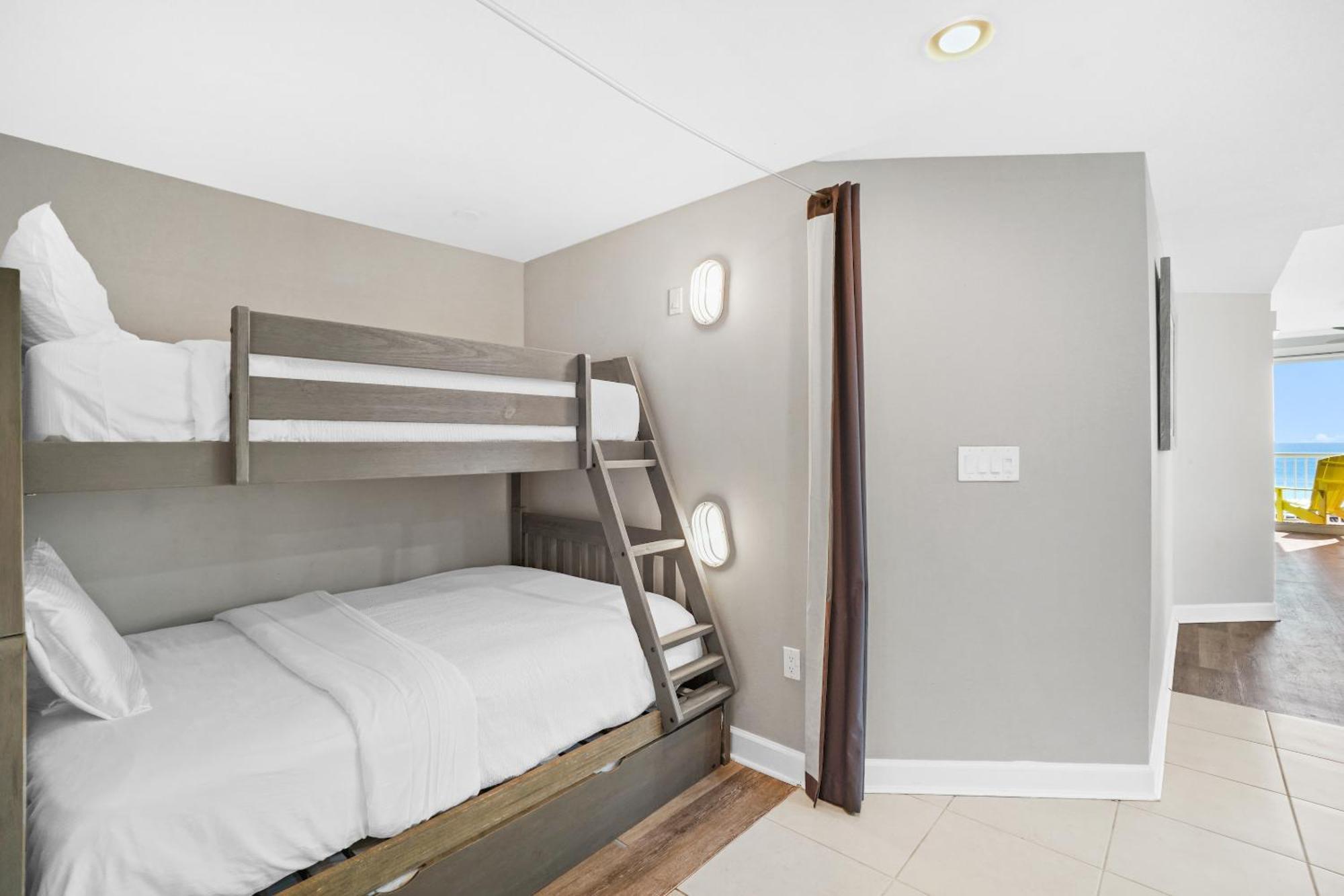 Grand Panama Beach Resort By Panhandle Getaways Panama City Beach Room photo